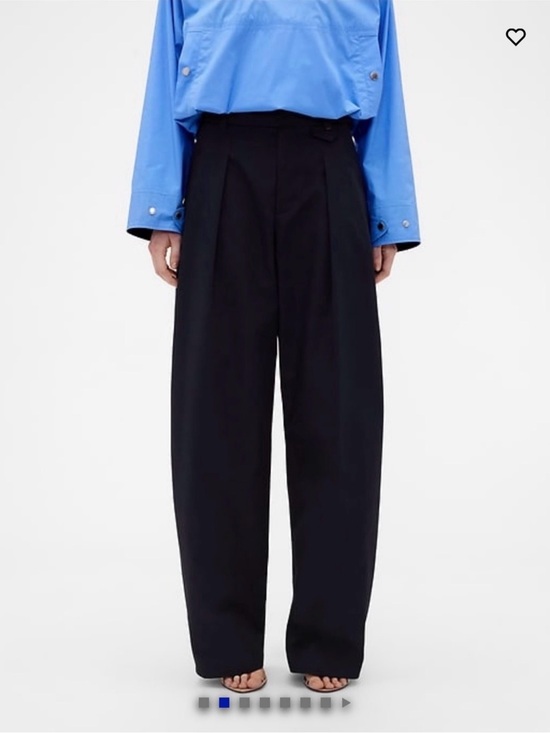 Victoria Beckham Pants - GAP x Victoria Beckham High Rise pleated arc trouser